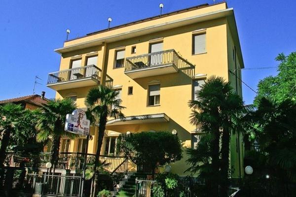 Hotel Parco Fellini Rímini Exterior foto